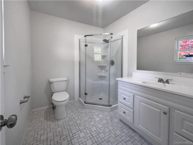 [PHOTO]