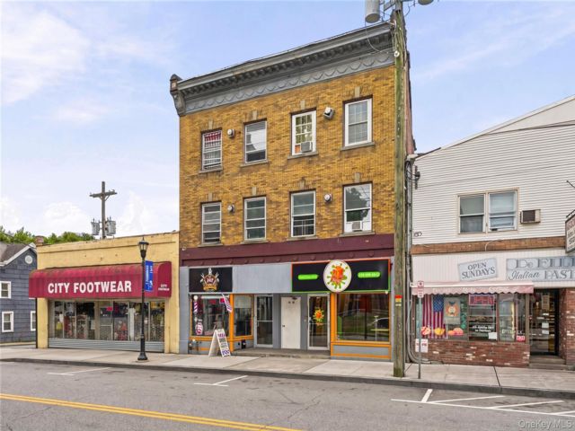 [PHOTO]