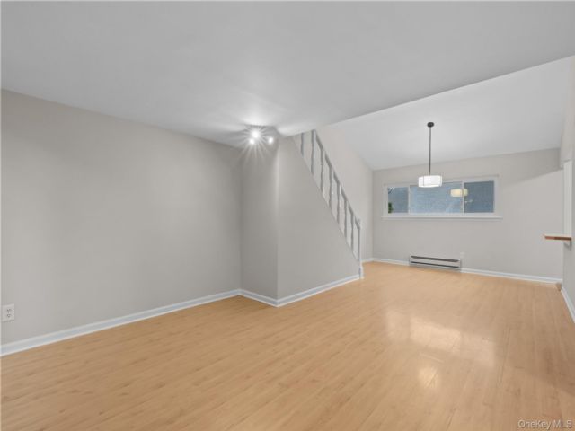 [Bedford Hills Real Estate, listing number 7309528]