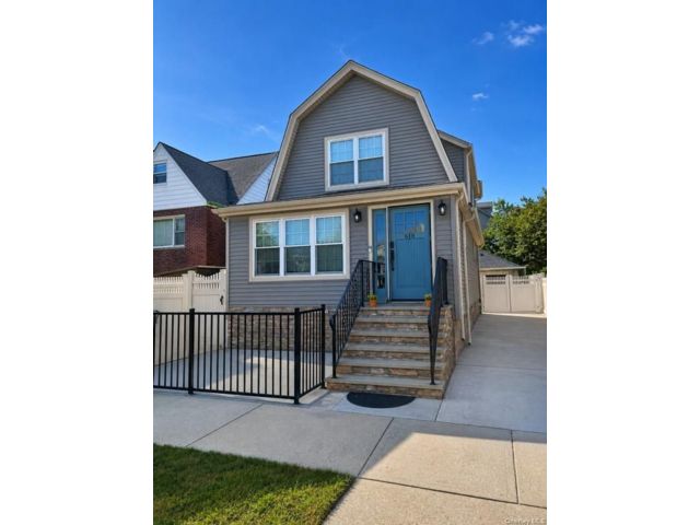 [Long Beach Real Estate, listing number 7309597]