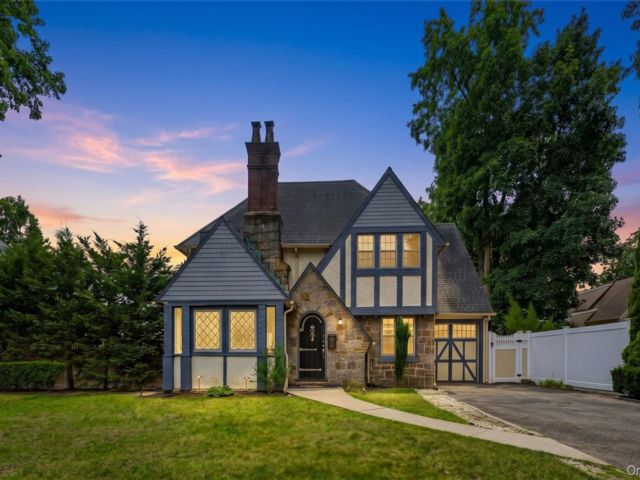  4 BR,  3.00 BTH &nbsp;Tudor style home in Seaford