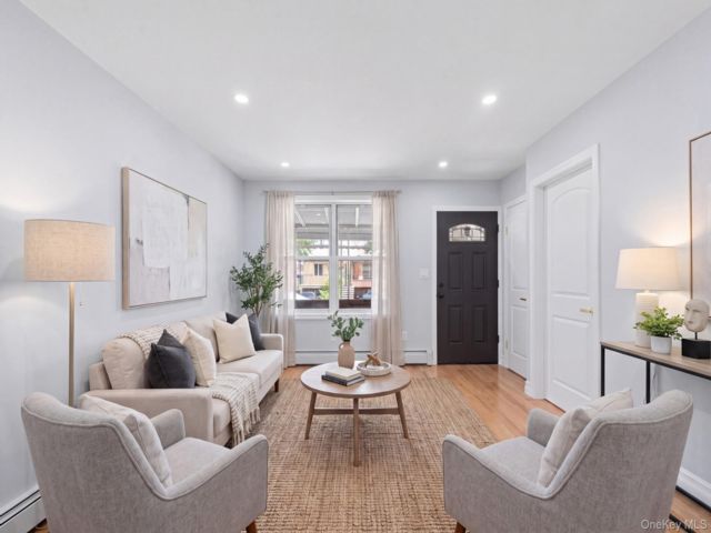  4 BR,  2.00 BTH &nbsp;Colonial style home in East Flatbush