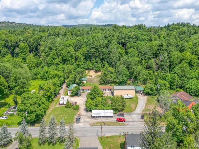 Studio,  0.00 BTH &nbsp;Commercial style home in Kerhonkson