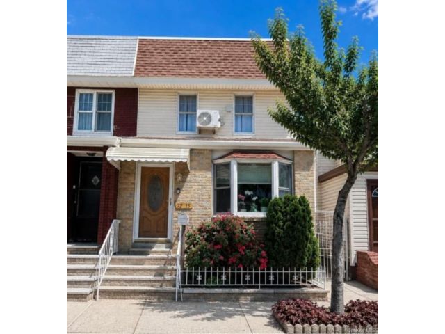  3 BR,  2.00 BTH &nbsp;Other style home in Middle Village