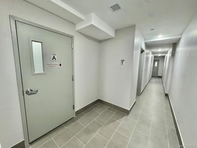 [PHOTO]