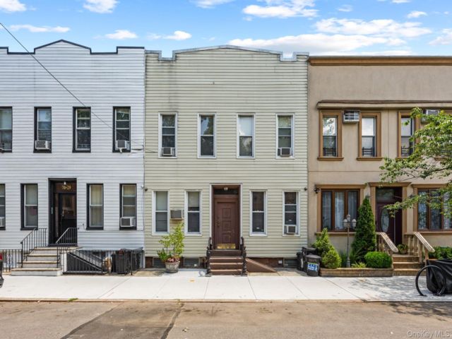 [Glendale Real Estate, listing number 7310430]