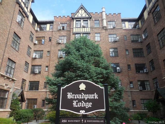 [White Plains Real Estate, listing number 7310456]