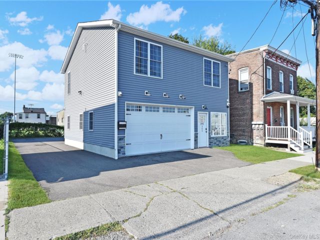 [Newburgh Real Estate, listing number 7310531]
