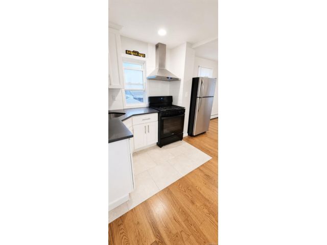  2 BR,  1.00 BTH &nbsp;Other style home in Bellerose