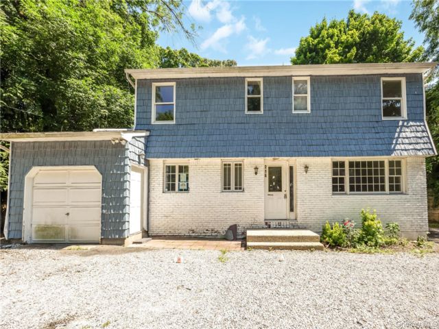[Woodbury Real Estate, listing number 7310693]