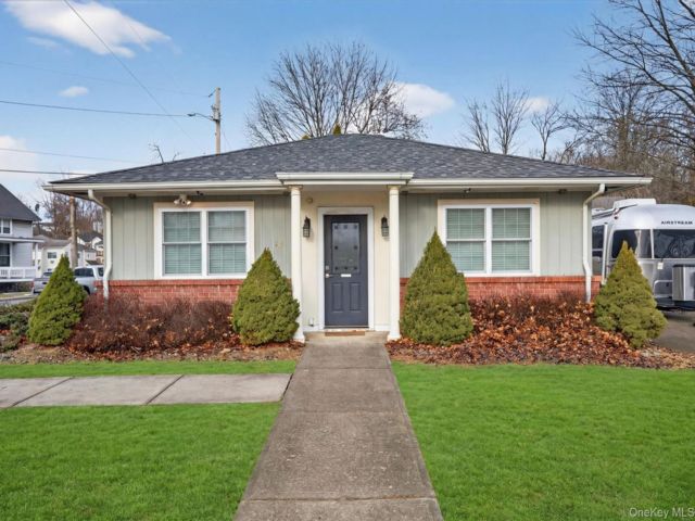 Studio,  0.00 BTH &nbsp;House style home in Maybrook