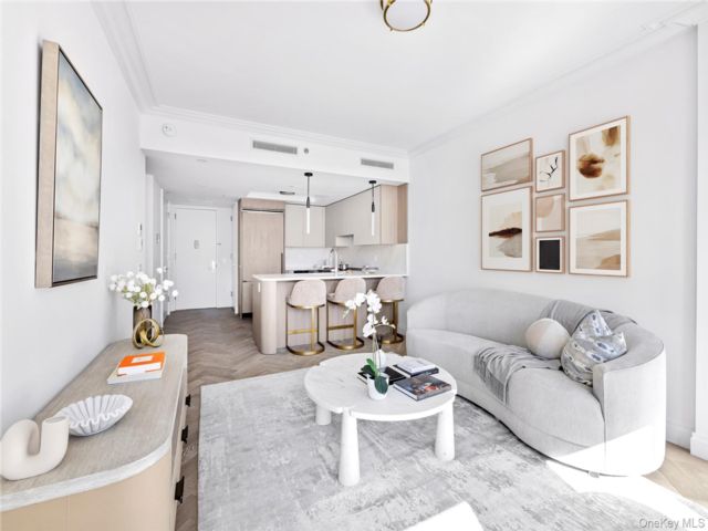  3 BR,  3.00 BTH &nbsp;Penthouse style home in Forest Hills