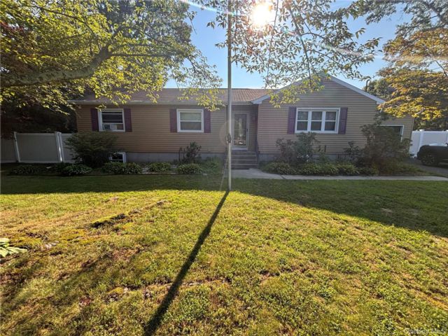 [Port Jefferson Station Real Estate, listing number 7310982]