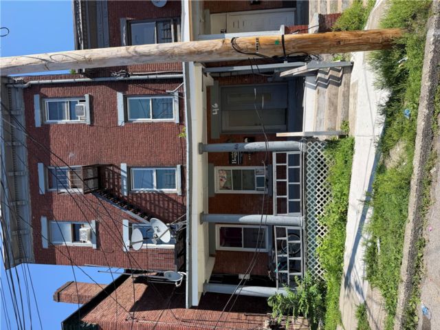  3 BR,  1.00 BTH &nbsp;Other style home in Newburgh