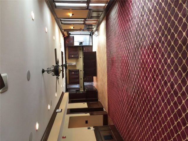 [PHOTO]