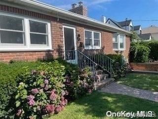  4 BR,  3.00 BTH &nbsp;Ranch style home in Atlantic Beach