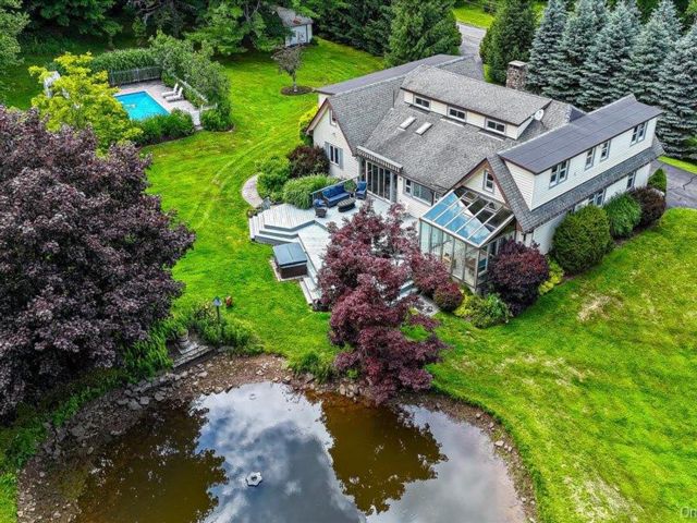  6 BR,  3.00 BTH &nbsp;Cape cod style home in Liberty