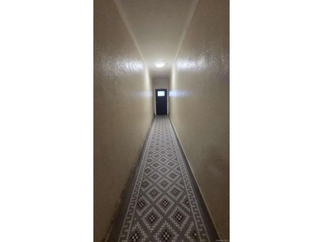 [PHOTO]