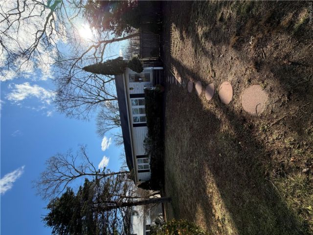  3 BR,  2.00 BTH &nbsp;Ranch style home in Patchogue