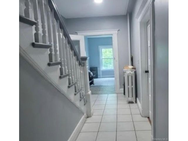 [PHOTO]