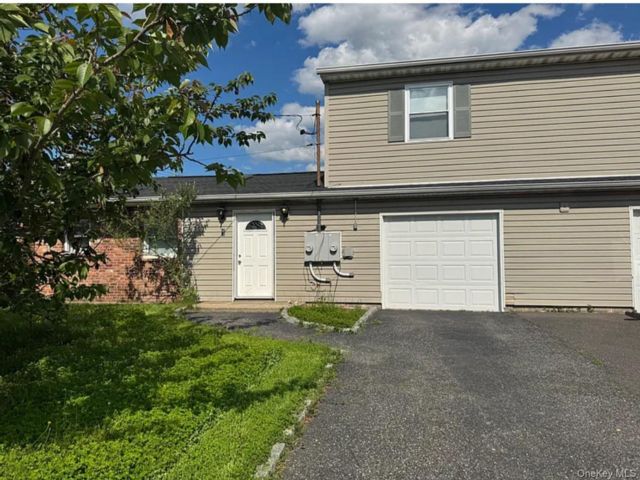 [Centereach Real Estate, listing number 7311696]