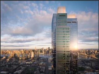  2 BR,  2.00 BTH &nbsp;Other style home in Long Island City