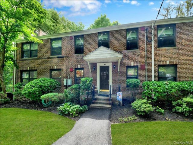  1 BR,  1.00 BTH &nbsp;Garden style home in Hartsdale