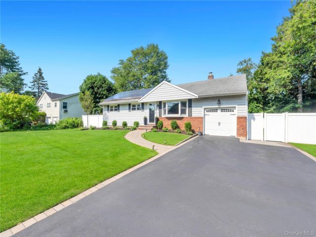 [PHOTO]
