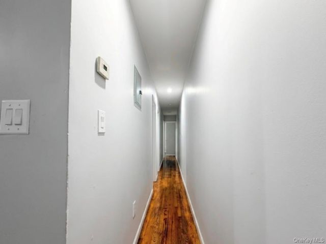 [PHOTO]