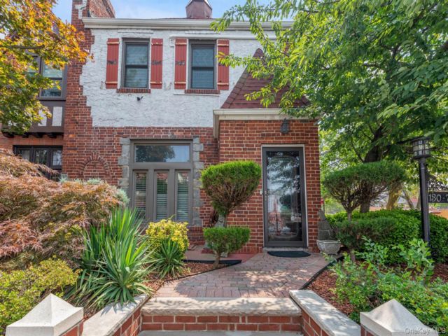 [Laurelton Real Estate, listing number 7312179]