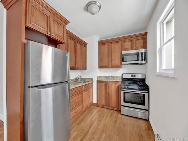 Studio,  0.00 BTH &nbsp;House style home in Woodhaven