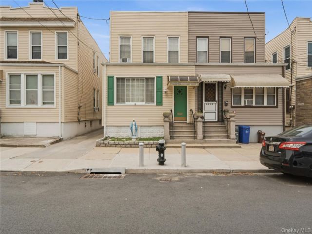 Studio,  0.00 BTH &nbsp;House style home in Middle Village