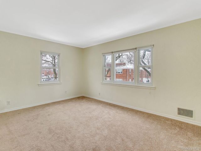  2 BR,  1.00 BTH &nbsp;Includes legal  style home in Fresh Meadows