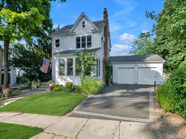 [Great Neck Real Estate, listing number 7313167]