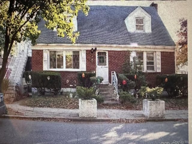  1 BR,  1.00 BTH &nbsp;Other style home in Valley Stream