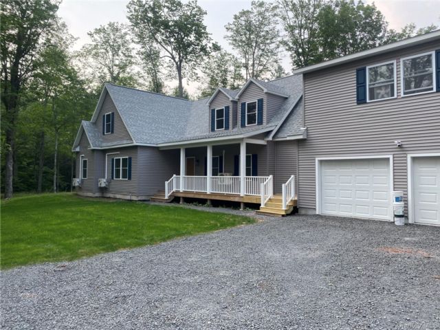  4 BR,  3.00 BTH &nbsp;Ranch style home in Tannersville