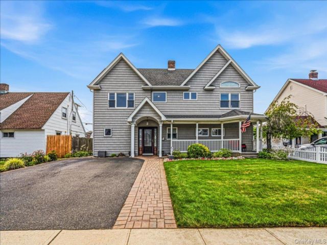 [Levittown Real Estate, listing number 7313516]