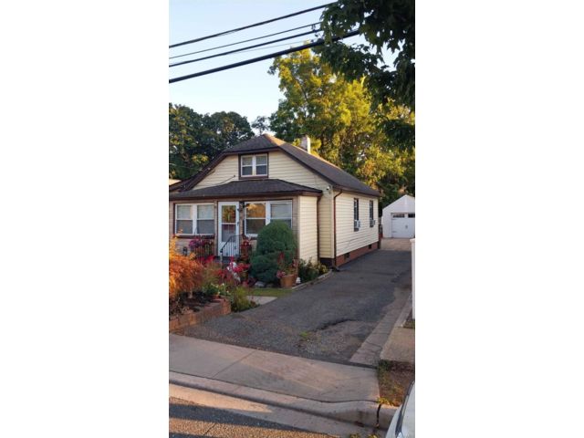  3 BR,  2.00 BTH &nbsp;A-frame style home in Uniondale