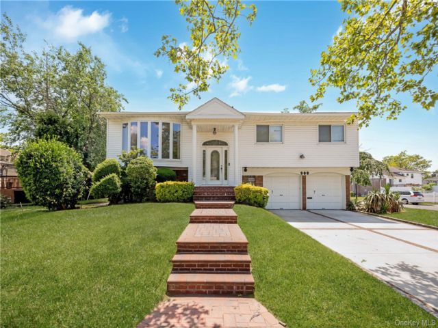 [Valley Stream Real Estate, listing number 7313798]