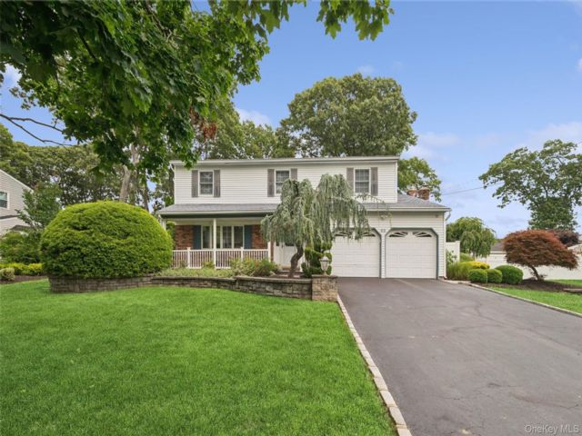 [Centereach Real Estate, listing number 7314150]