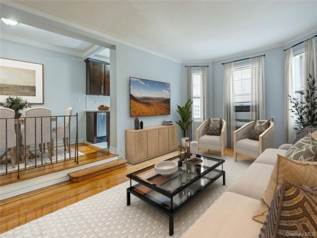 [Forest Hills Real Estate, listing number 7314166]