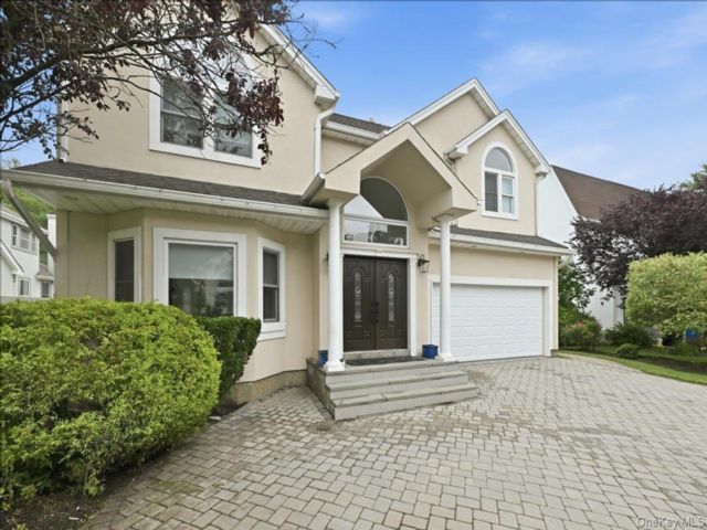 [Old Westbury Real Estate, listing number 7314196]