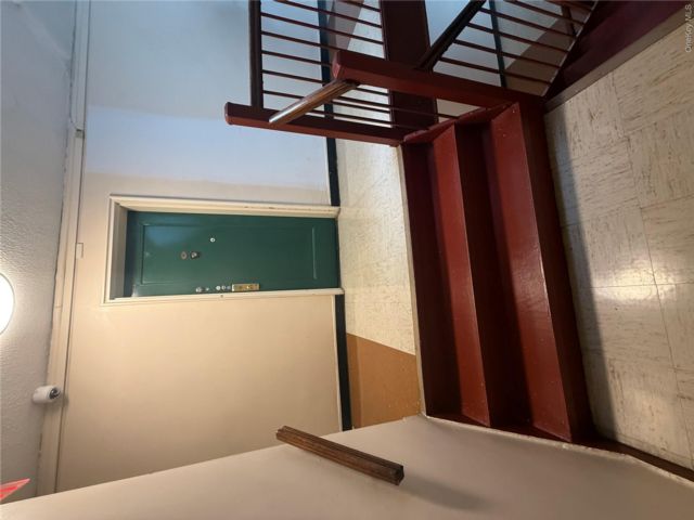 [PHOTO]