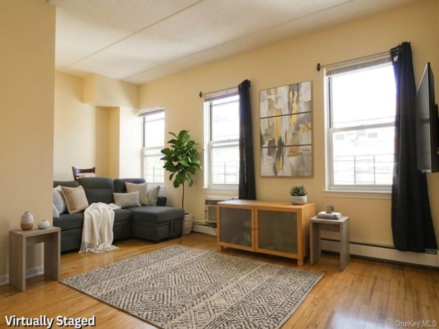  2 BR,  1.00 BTH &nbsp;Modern style home in New York (manhattan)