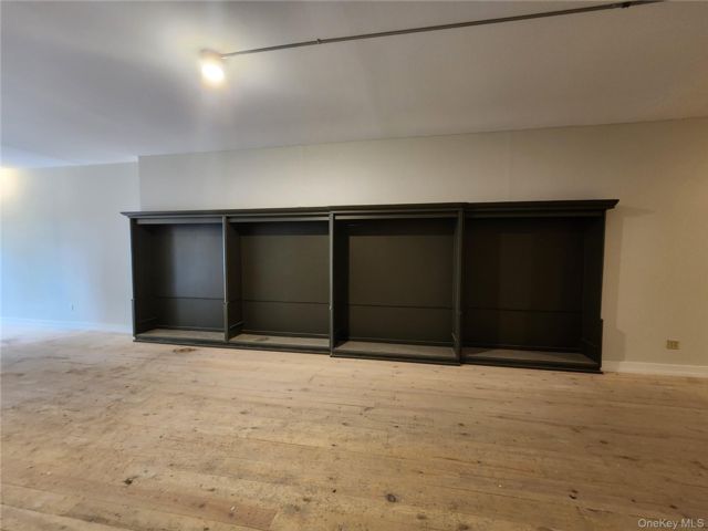 [PHOTO]