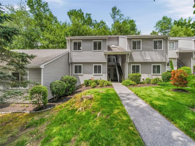 [Yorktown Heights Real Estate, listing number 7314910]