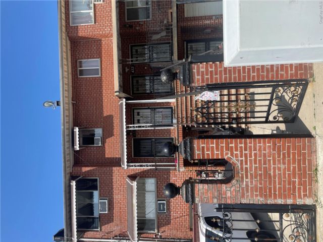  9 BR,  5.00 BTH &nbsp;Other style home in Cornell