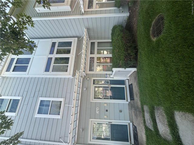  5 BR,  4.00 BTH &nbsp;House style home in Arverne