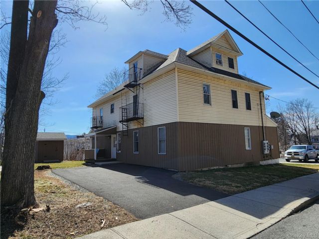  1 BR,  1.00 BTH &nbsp;Other style home in Port Jervis