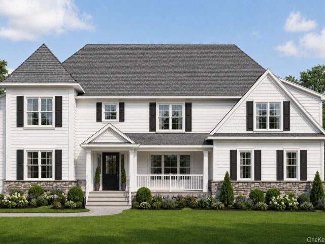  4 BR,  4.00 BTH &nbsp;Colonial style home in Yorktown Heights